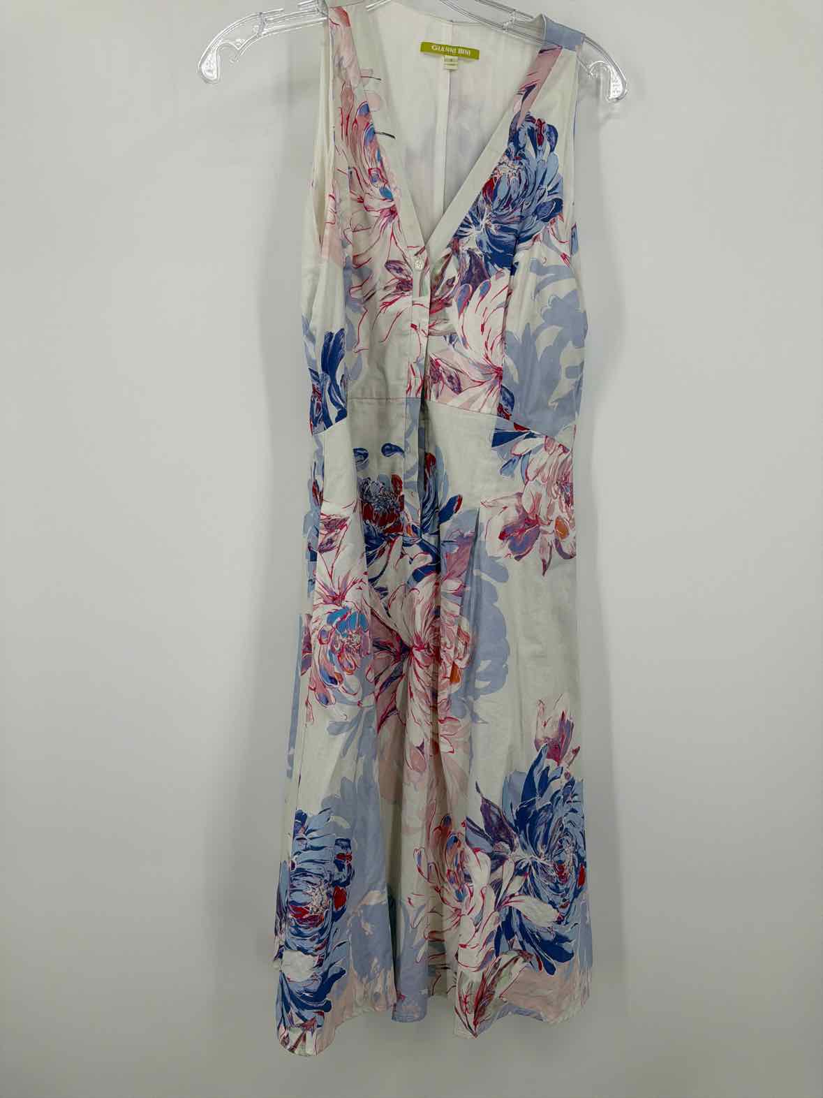 Pre-Owned Gianni Bini White Size 8 Short Sleeveless Dress | True Fashionistas.