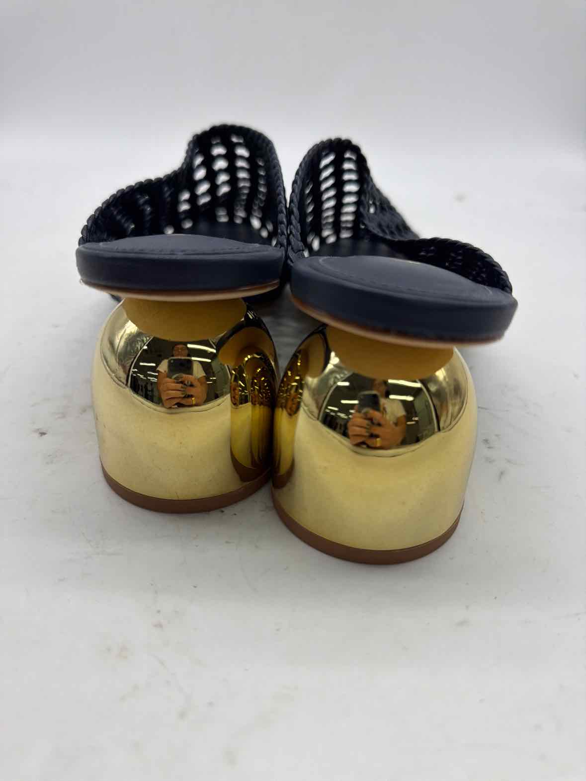 Pre-Owned Larroude Navy Size 9 Mule Heels | True Fashionistas.