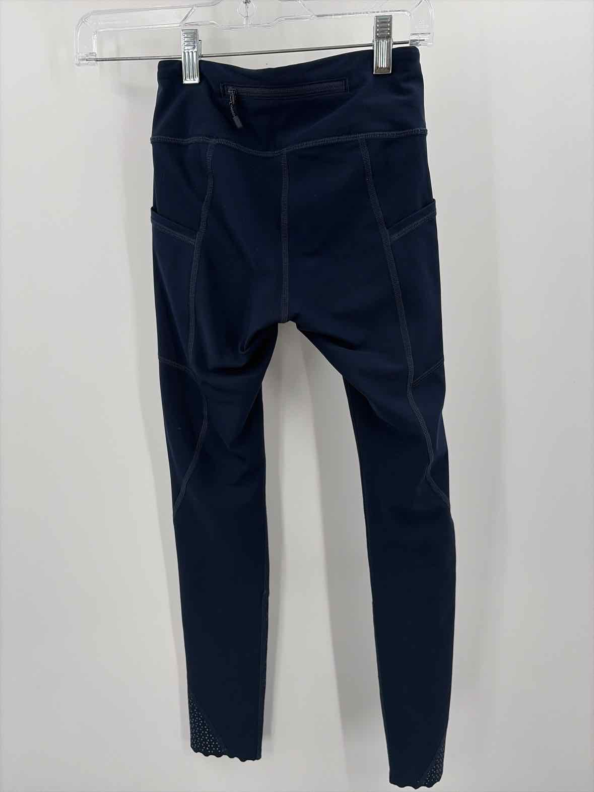Lululemon Navy Size 2 Legging Athletic Pants | True Fashionistas.