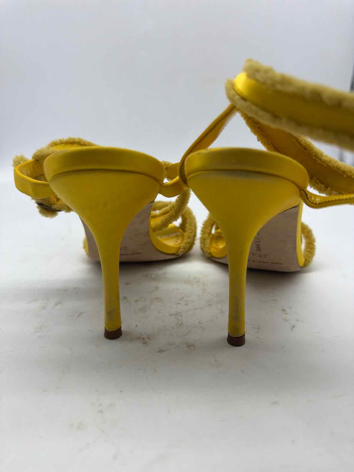 Pre-Owned Manolo Blahnik Yellow Size 38.5 Strappy Heels | True Fashionistas.