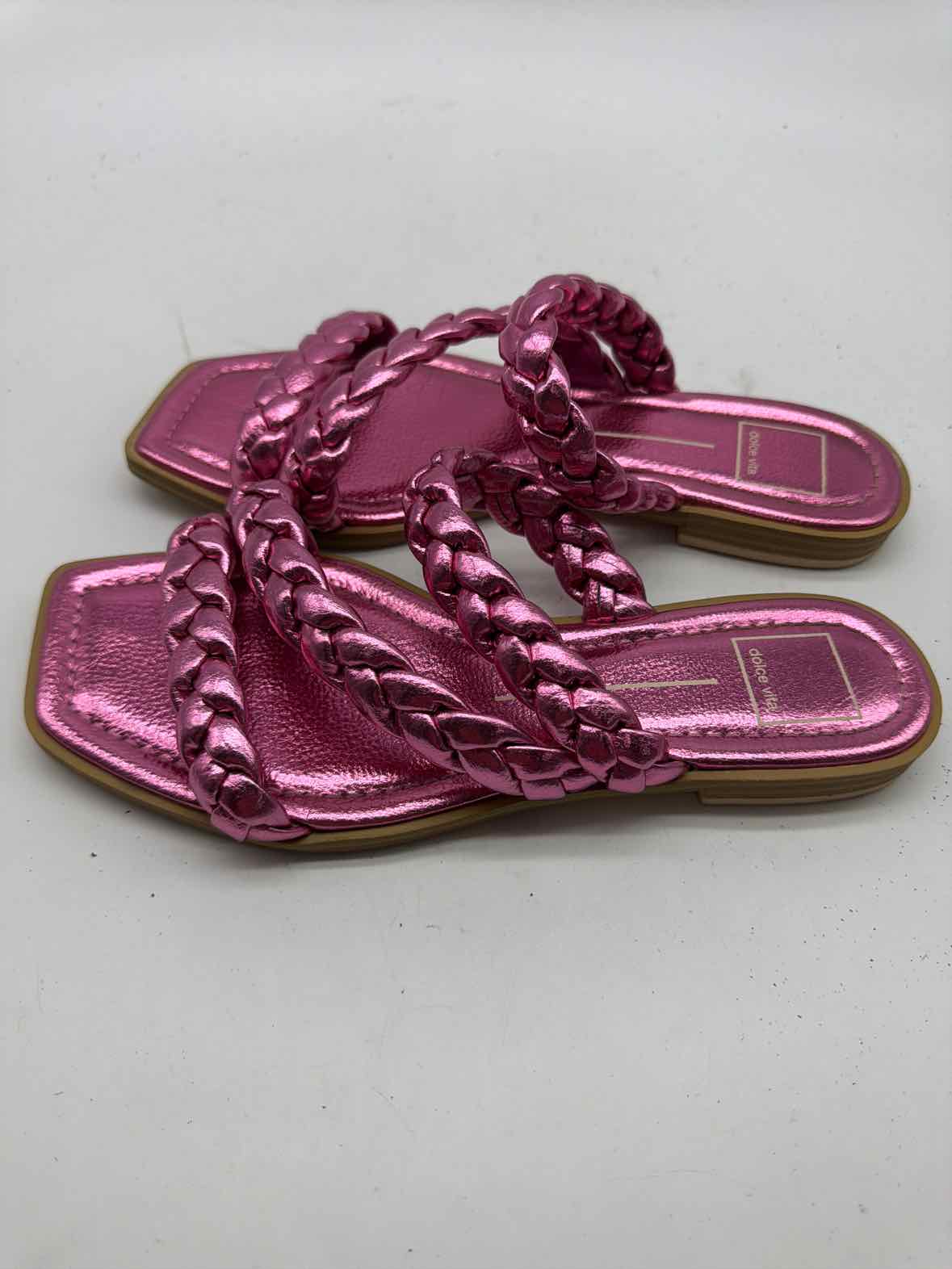 Pre-Owned Dolce Vita Pink Size 7 Slide Sandals | True Fashionistas.