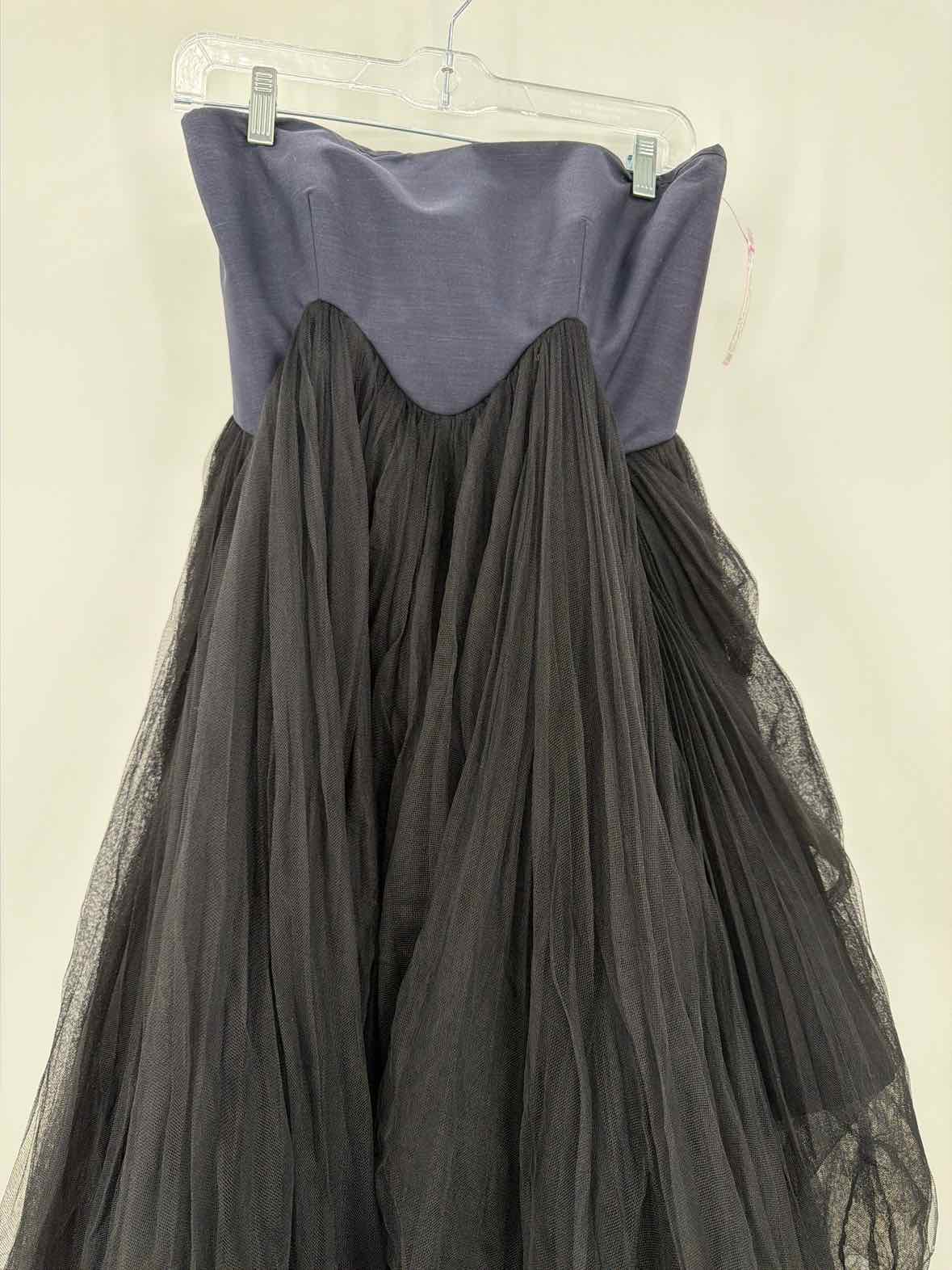Pre-Owned Christian Dior Navy Size 4 Tulle Cocktail Midi Evening Gown | True Fashionistas.