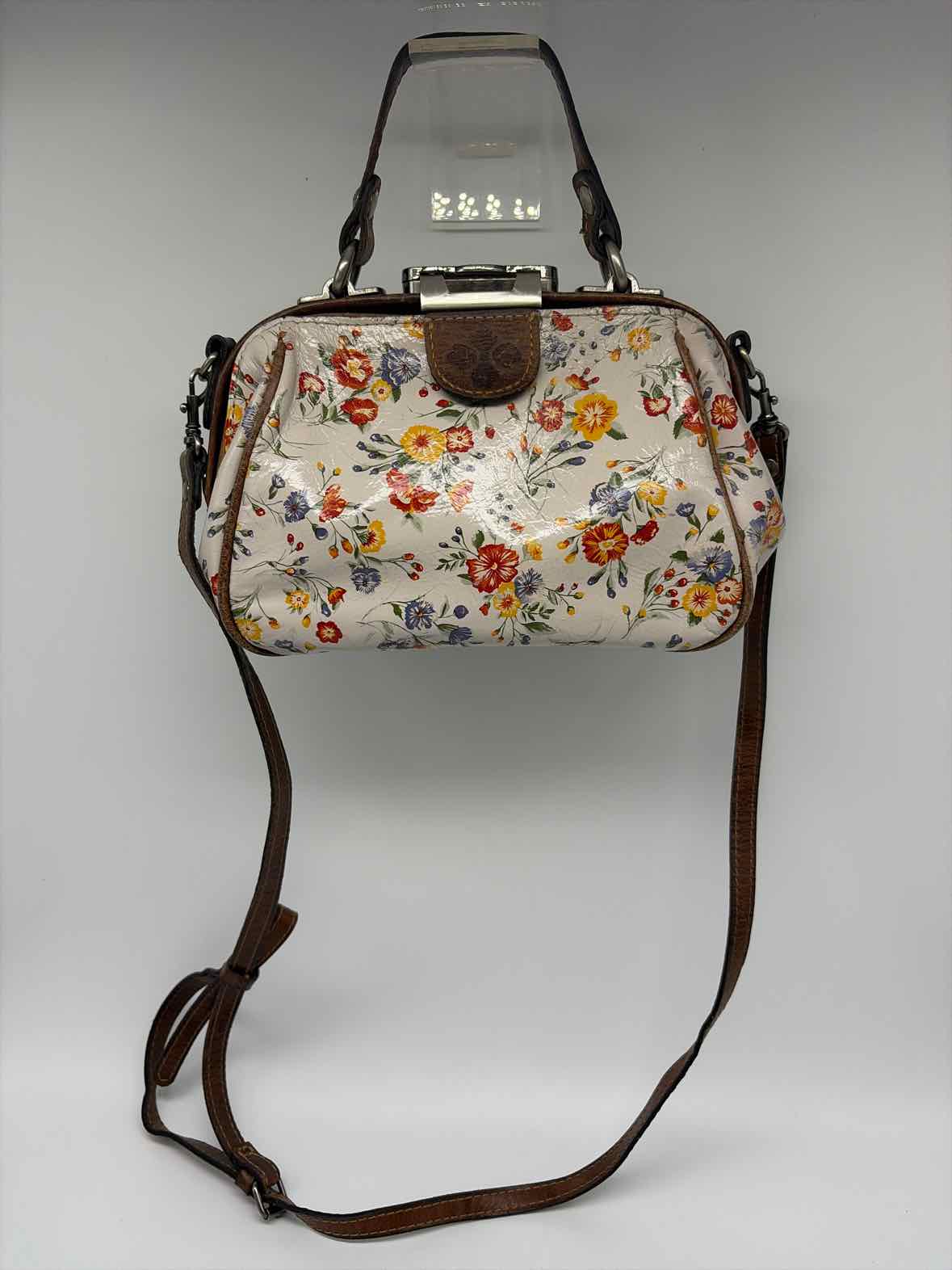 Pre-Owned Patricia Nash Ivory Floral Crossbody Crossbody | True Fashionistas.
