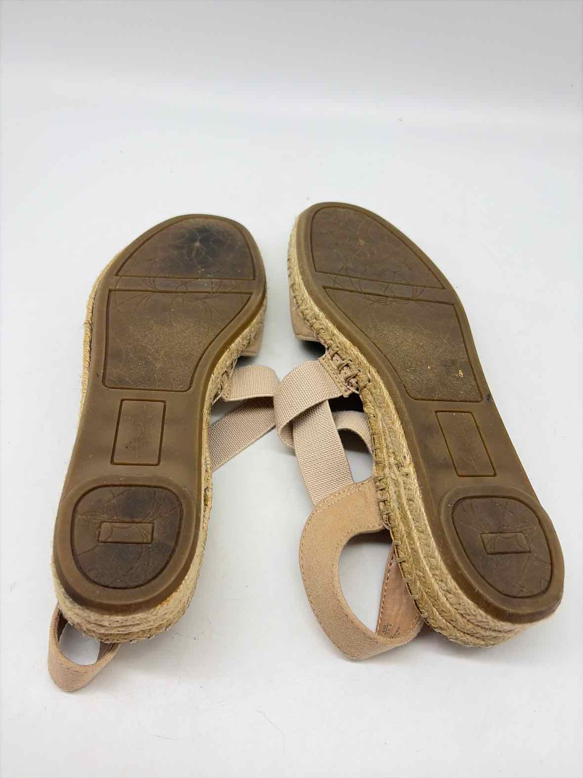 Abella Tan Size 6.5 Strappy Flats | True Fashionistas.