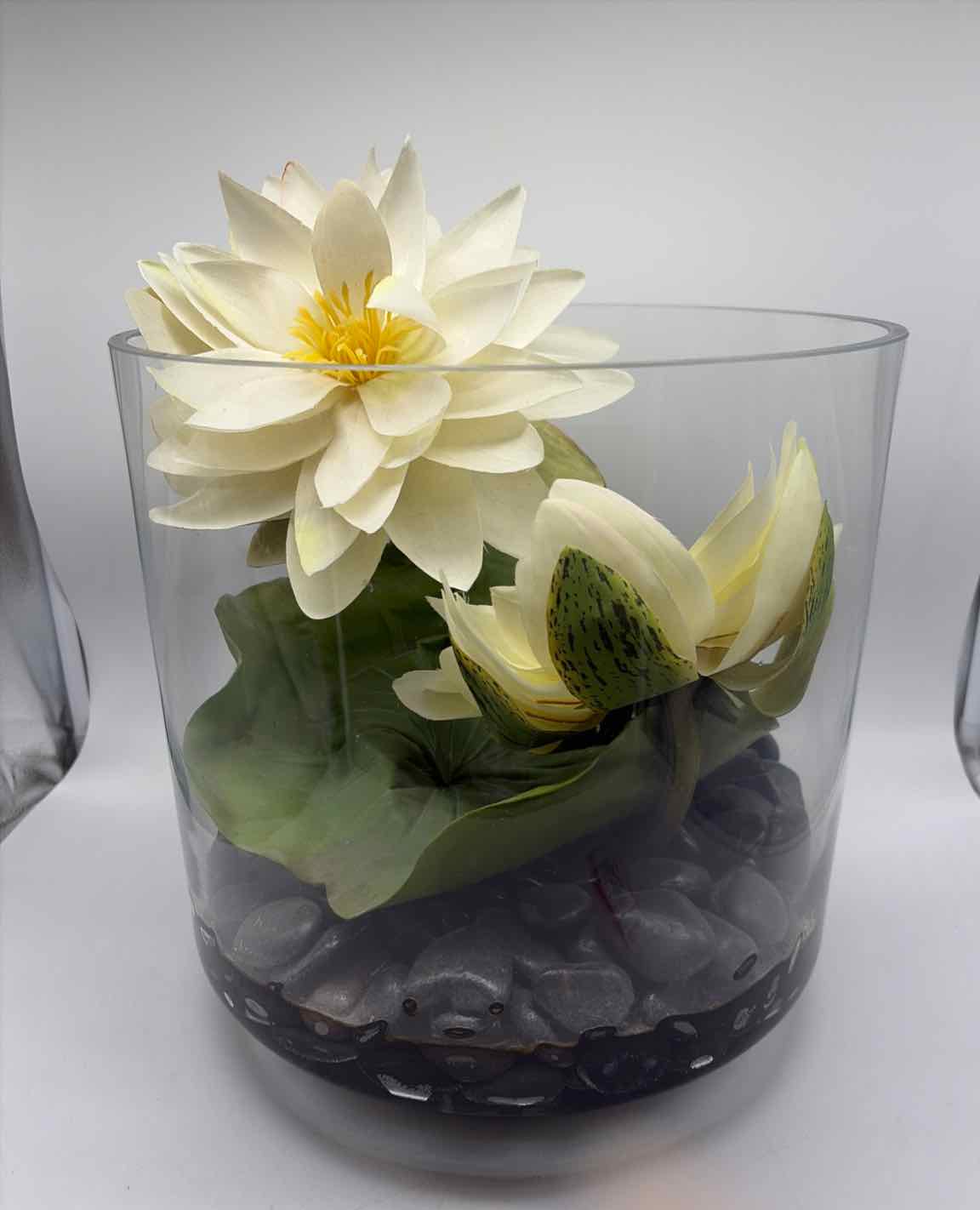 Faux Floral Arragement | True Fashionistas.