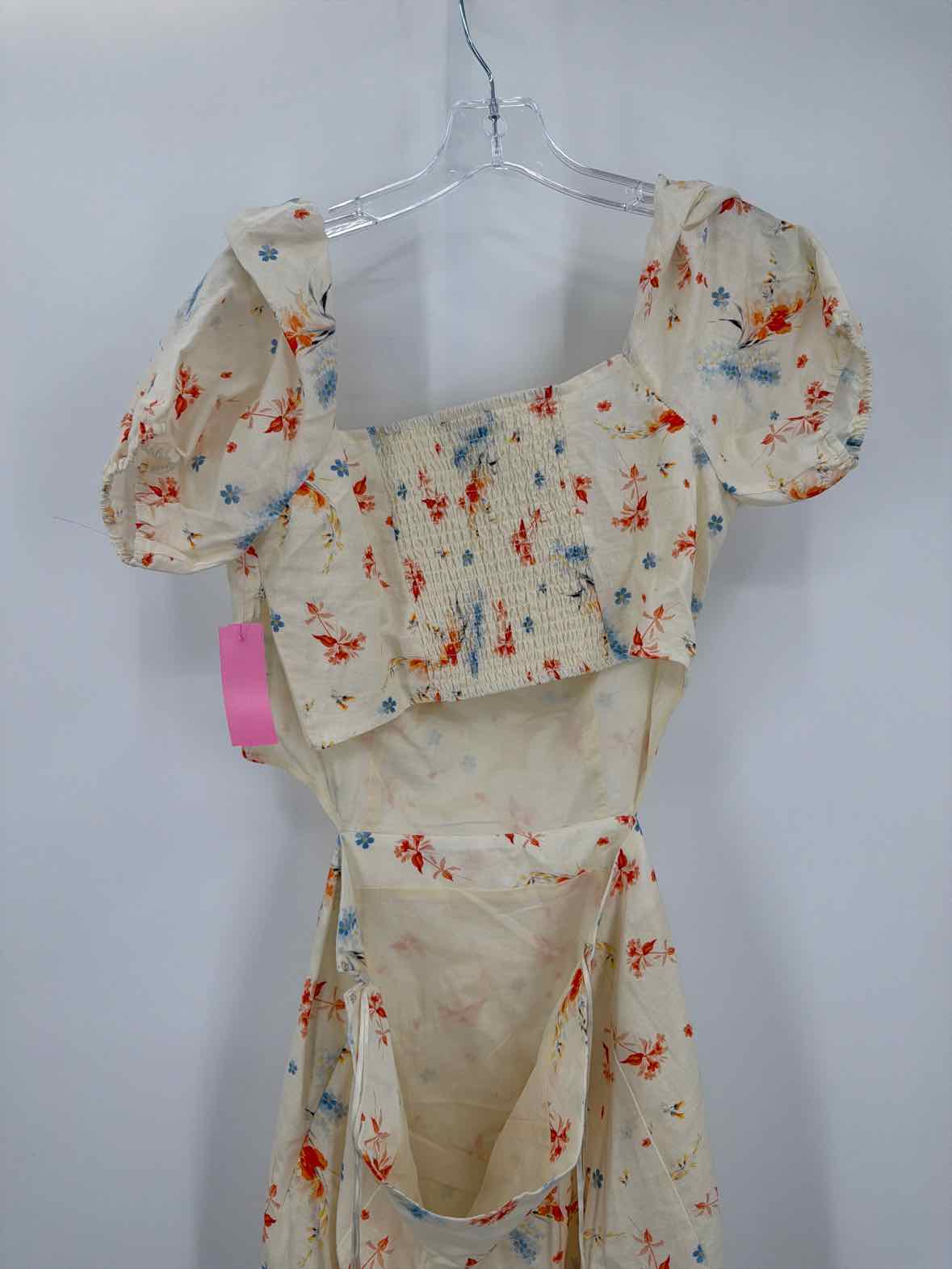Pre-Owned Paige Ivory Size 8 Long Short Sleeve Dress | True Fashionistas.