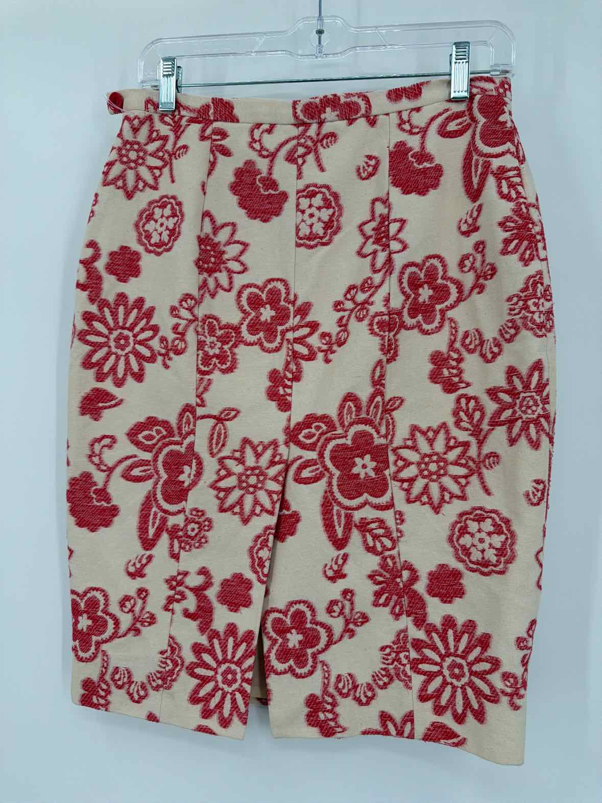 Pre-Owned Moschino Cheap & Chic Ivory Size 6 Pencil Skirt | True Fashionistas.