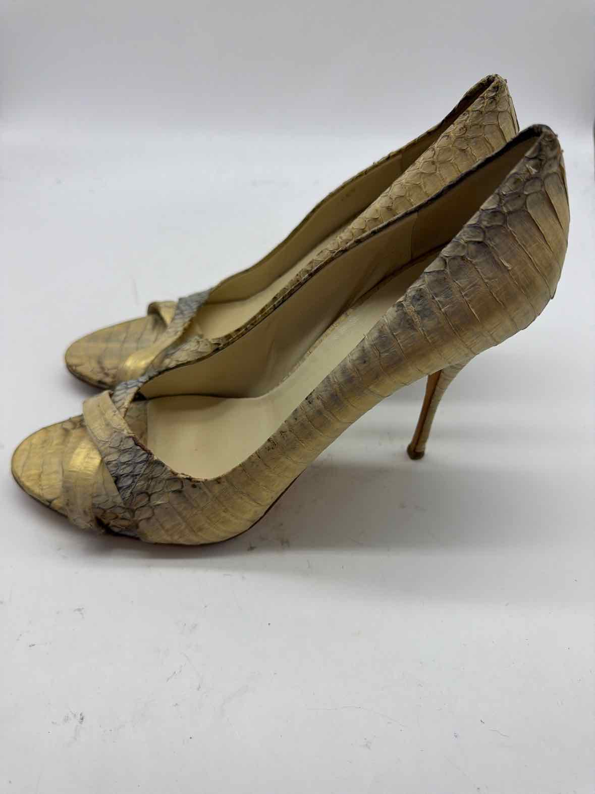 Pre-Owned Miu Miu Tan Size 11 Peep Toe Heels | True Fashionistas.
