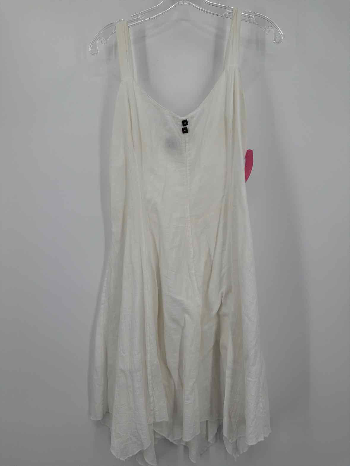 Pre-Owned Blanc Du Nil White Size Large Short Sleeveless Dress | True Fashionistas.