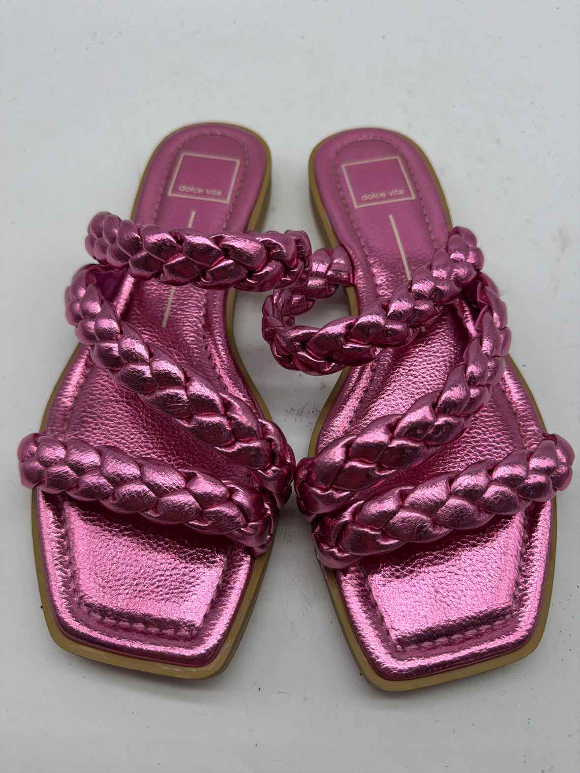 Pre-Owned Dolce Vita Pink Size 7 Slide Sandals | True Fashionistas.