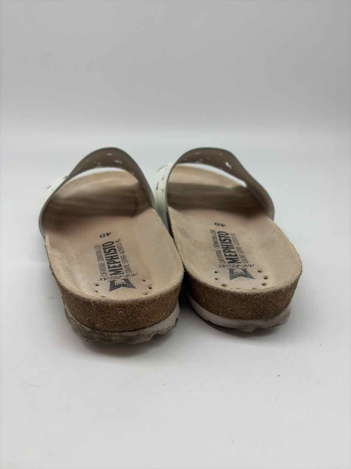 Mephisto White Size 40 Slide Flats | True Fashionistas.