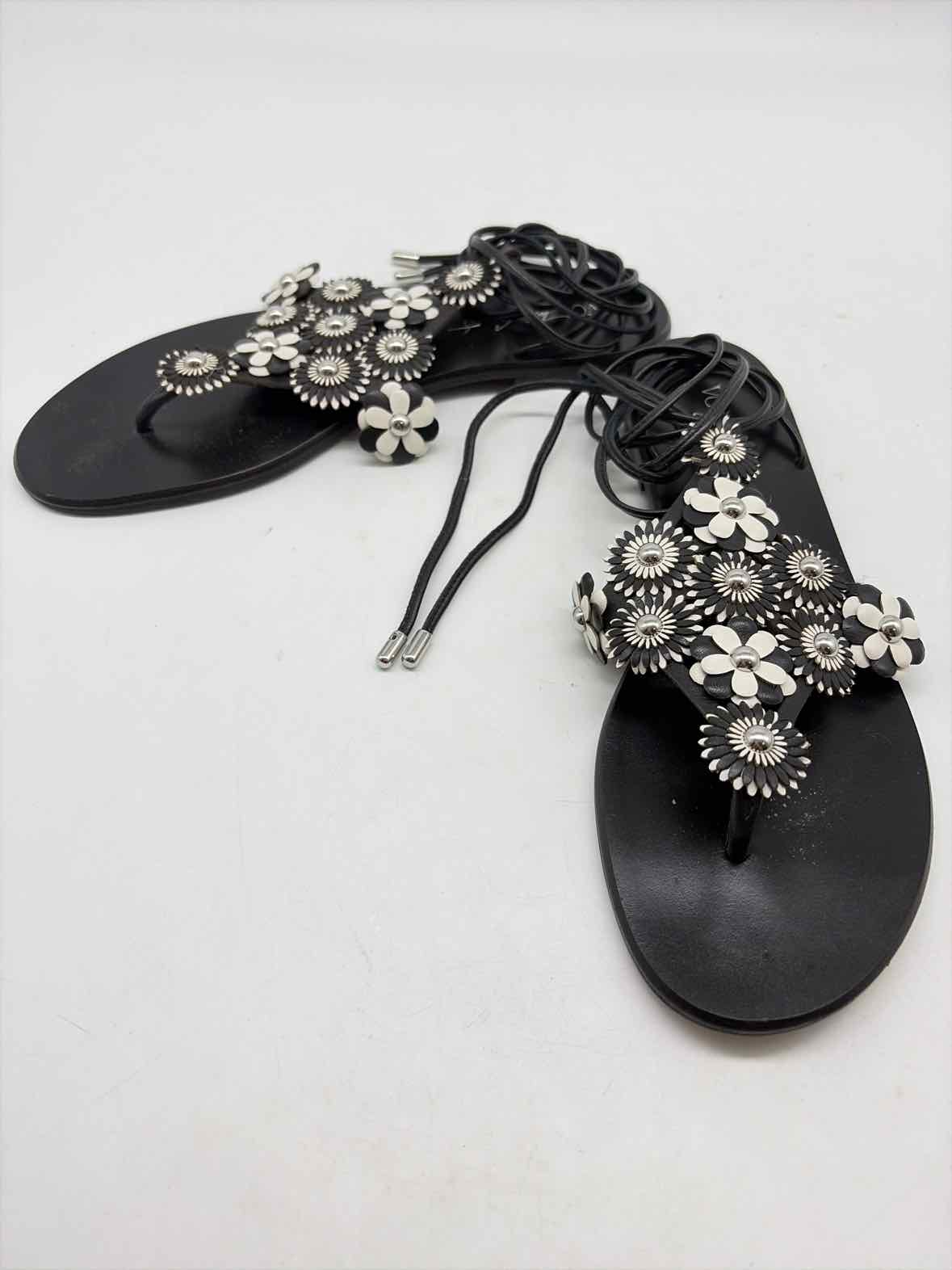 VC John Camuto Black Size 7 Strappy Sandals | True Fashionistas.