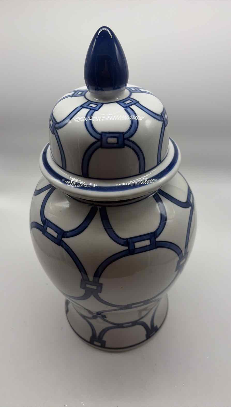 Deep Blue Ginger Jar | True Fashionistas.