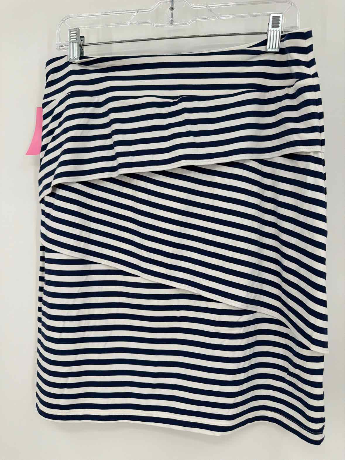 Pre-Owned J Mclaughlin Navy Size Medium Stripe Pencil Skirt | True Fashionistas.