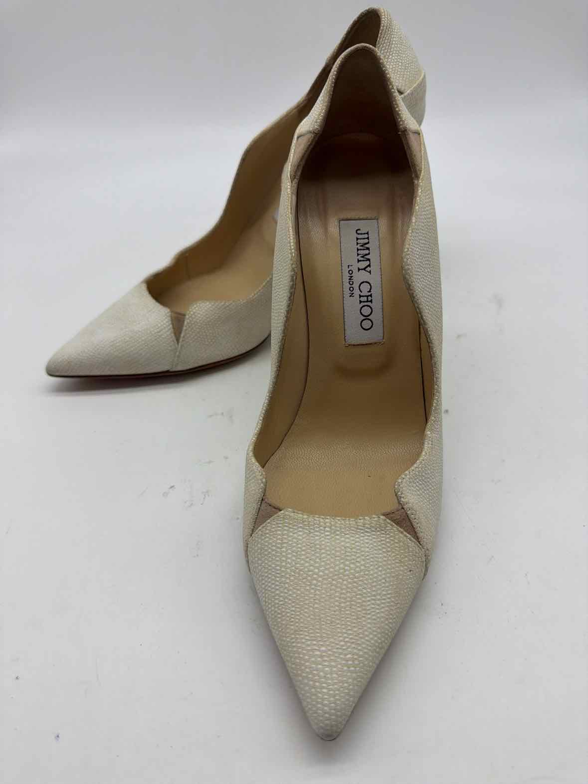 Pre-Owned Jimmy Choo Ivory Size 38.5 Pump Heels | True Fashionistas.