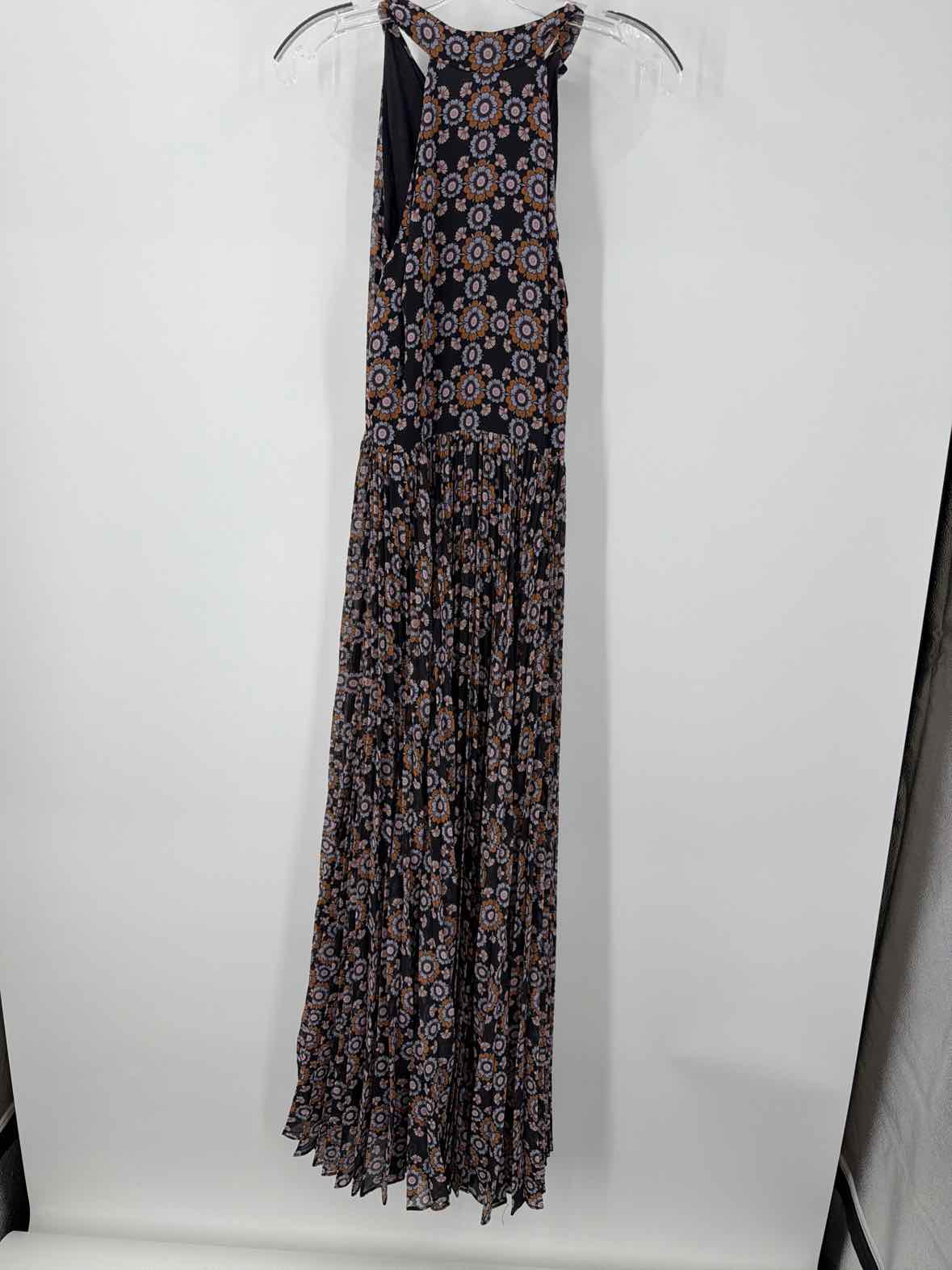 Pre-Owned Zimmermann Black Size 0 Long Sleeveless Dress | True Fashionistas.