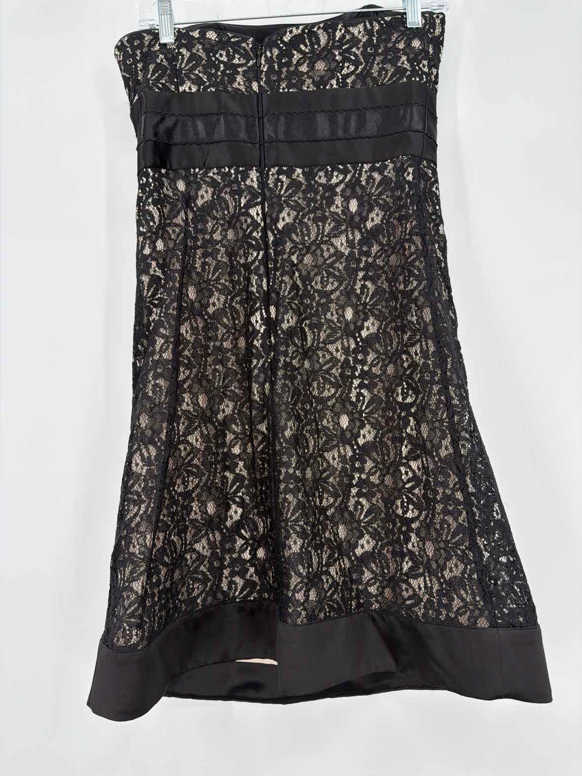 Pre-Owned WHBM Black Size 4 Lace Cocktail Short Strapless Dress | True Fashionistas.