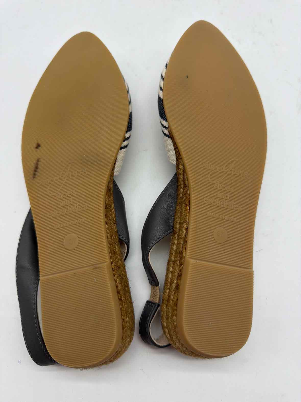 Pre-Owned Eric Michael White Size 37 Slingback Flats | True Fashionistas.