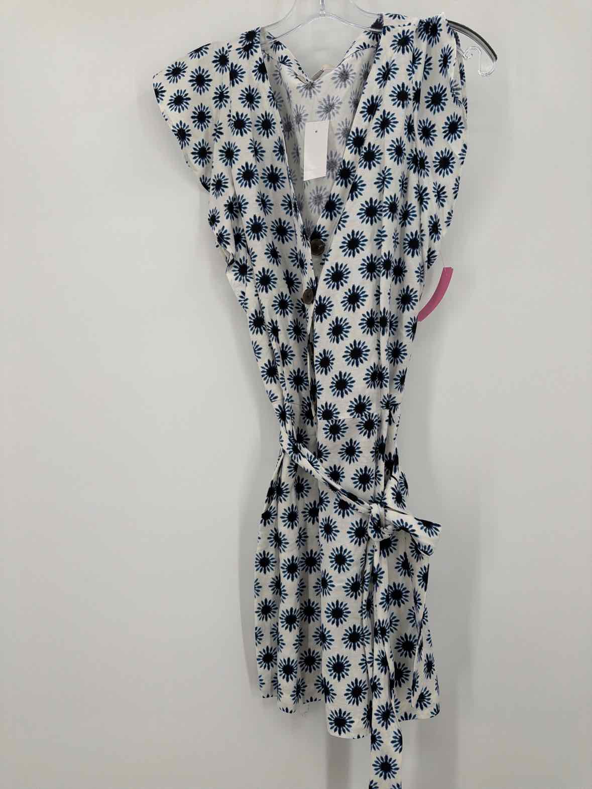 Pre-Owned Loft White Size 12 Short Sleeveless Dress | True Fashionistas.