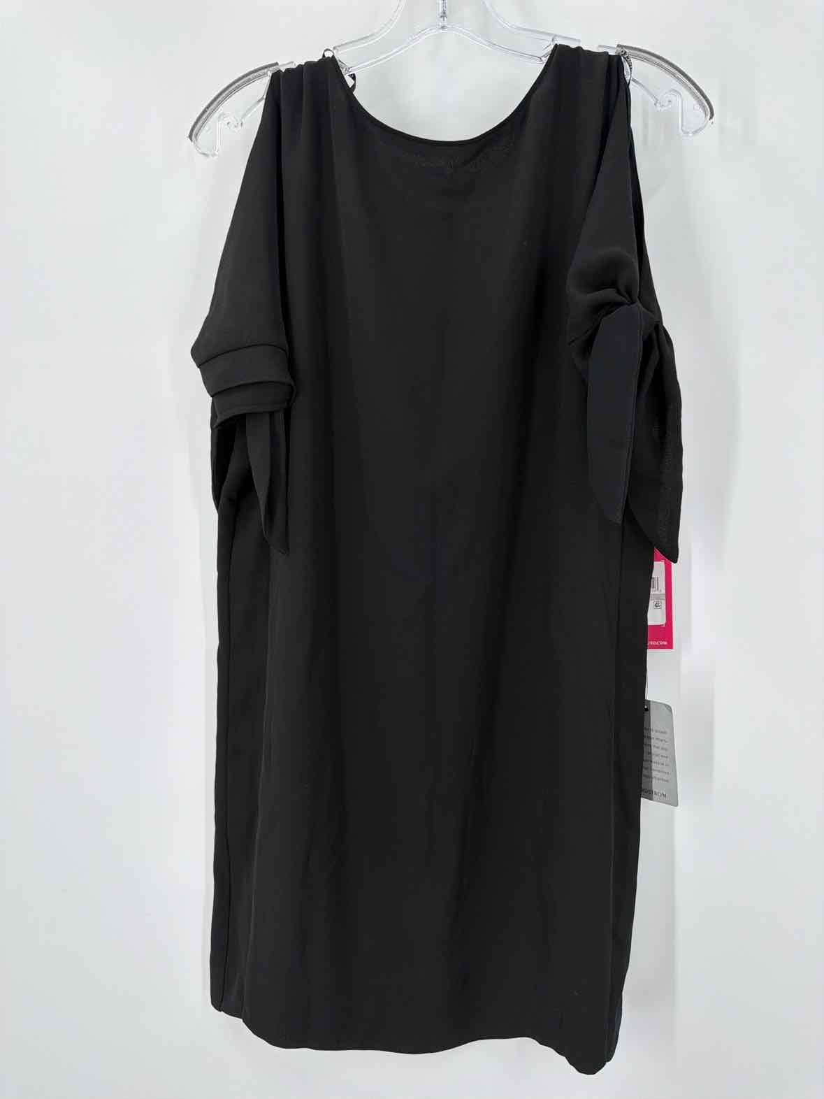 Pre-Owned Vince Camuto Black Size 0 Short Short Sleeve Dress | True Fashionistas.
