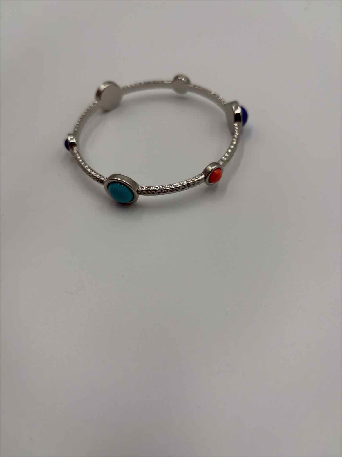 Rj Graziano Silver Bangle Bracelet | True Fashionistas.