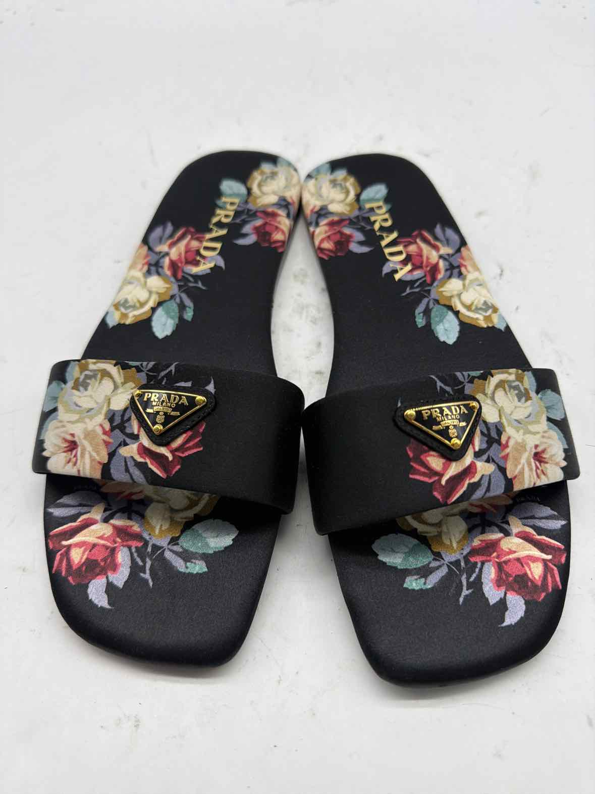 Pre-Owned Prada Black Size 7 Mule Sandals | True Fashionistas.