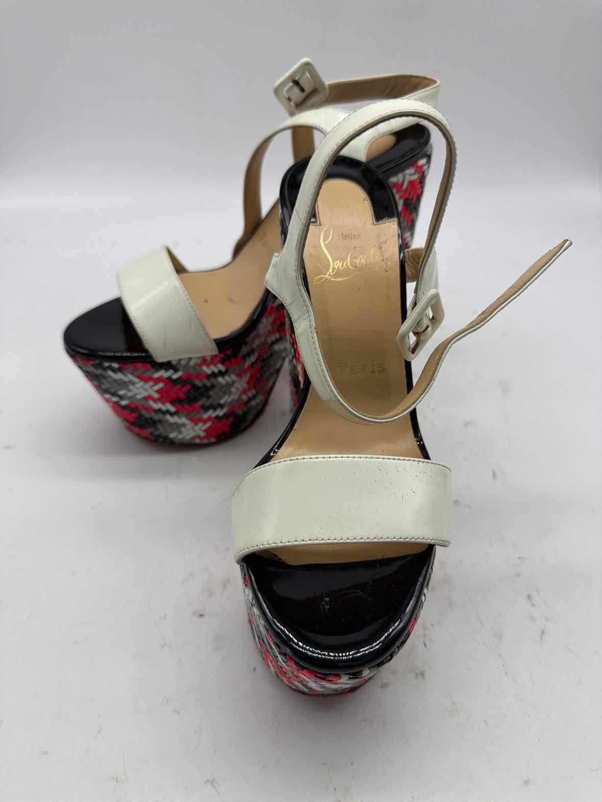 Pre-Owned Christian Louboutin White Size 36.5 Platform Heels | True Fashionistas.