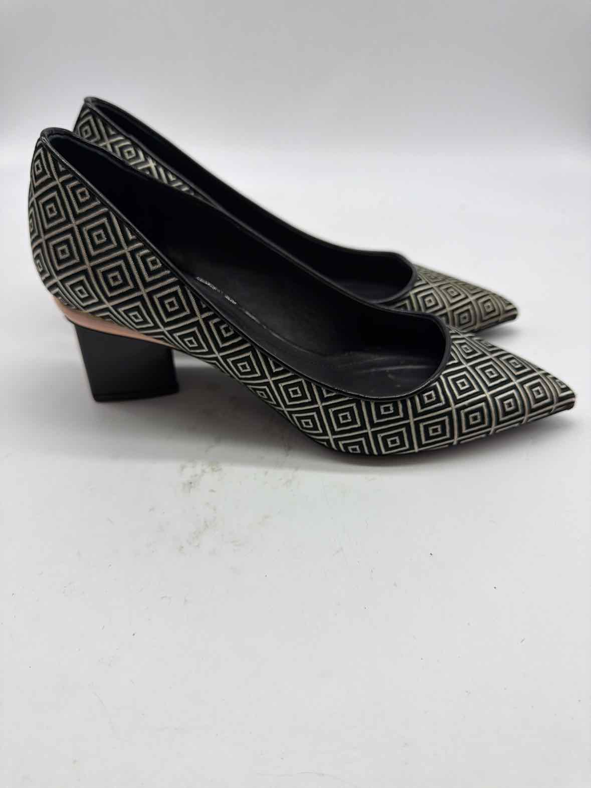 Pre-Owned Nicholas Kirkwood Black Size 37.5 Block Heel Heels | True Fashionistas.