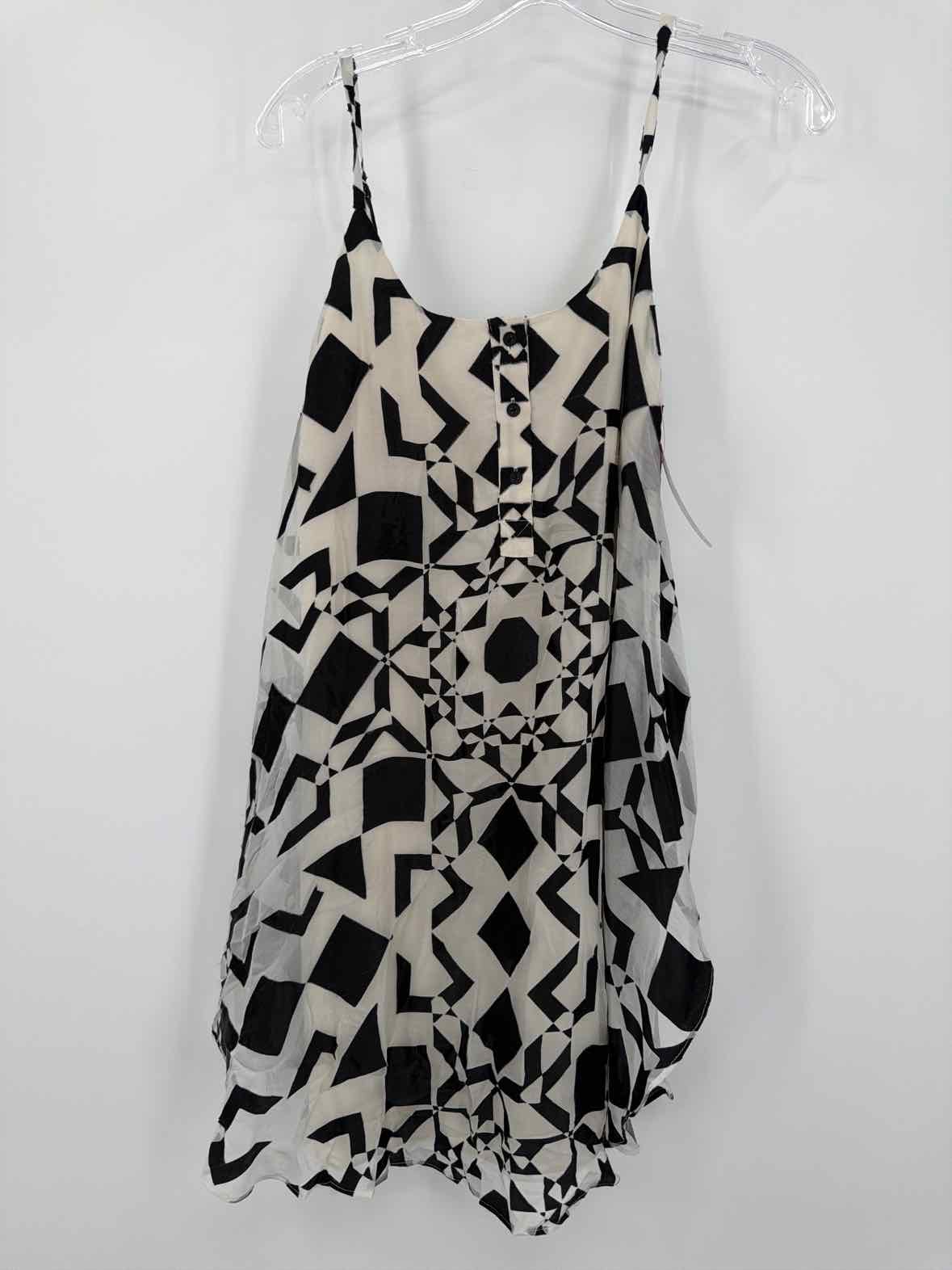 Pre-Owned Alice + Olivia Ivory Size XS Short Sleeveless Dress | True Fashionistas.