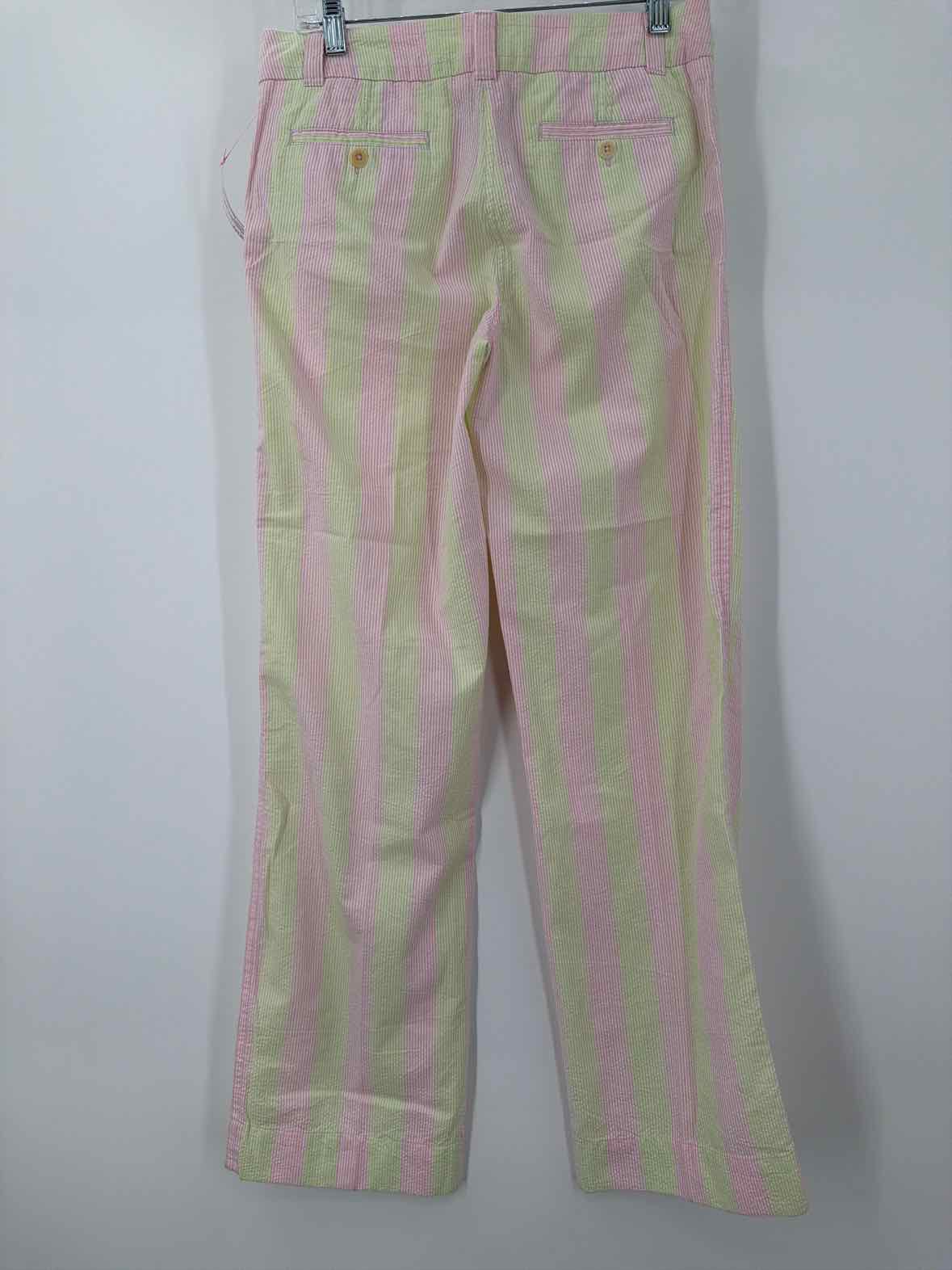 Pre-Owned Lilly Pulitzer Pink Size 6 Seersucker Printed Pants | True Fashionistas.
