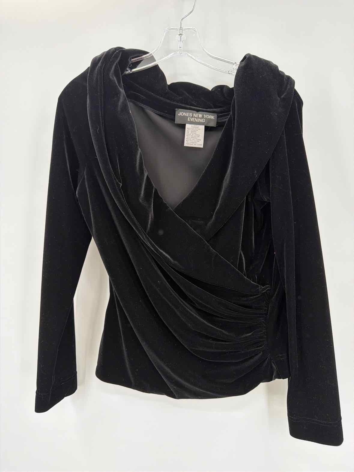 Pre-Owned Jones NY Black Size 12 Velvet Blouse | True Fashionistas.