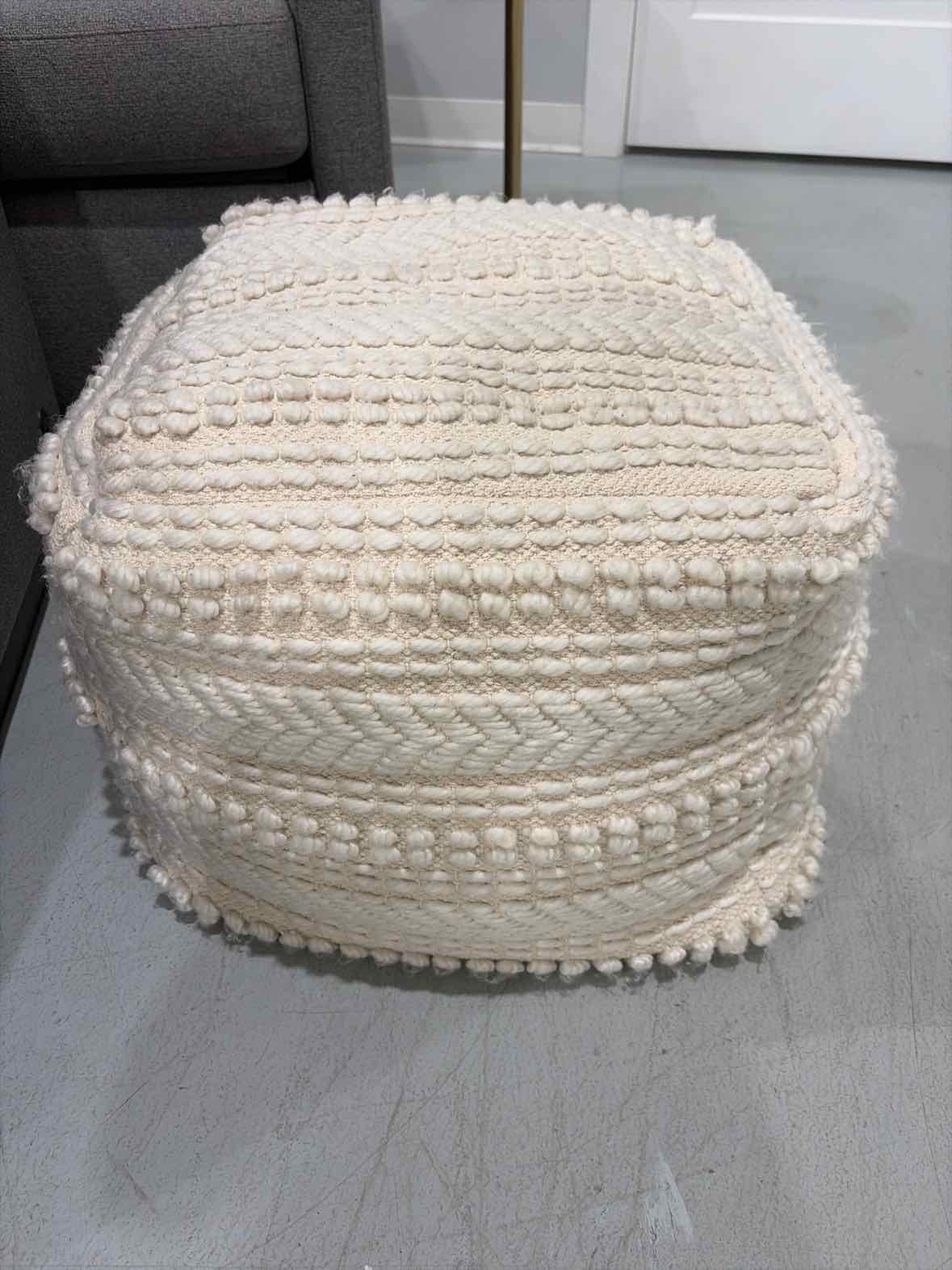 Beige Ottoman | True Fashionistas.