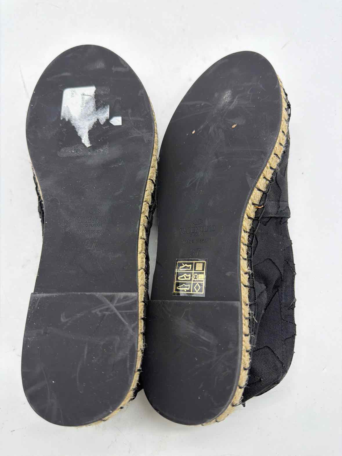 Pre-Owned Jimmy Choo Black Size 7 Espadrille Flats | True Fashionistas.