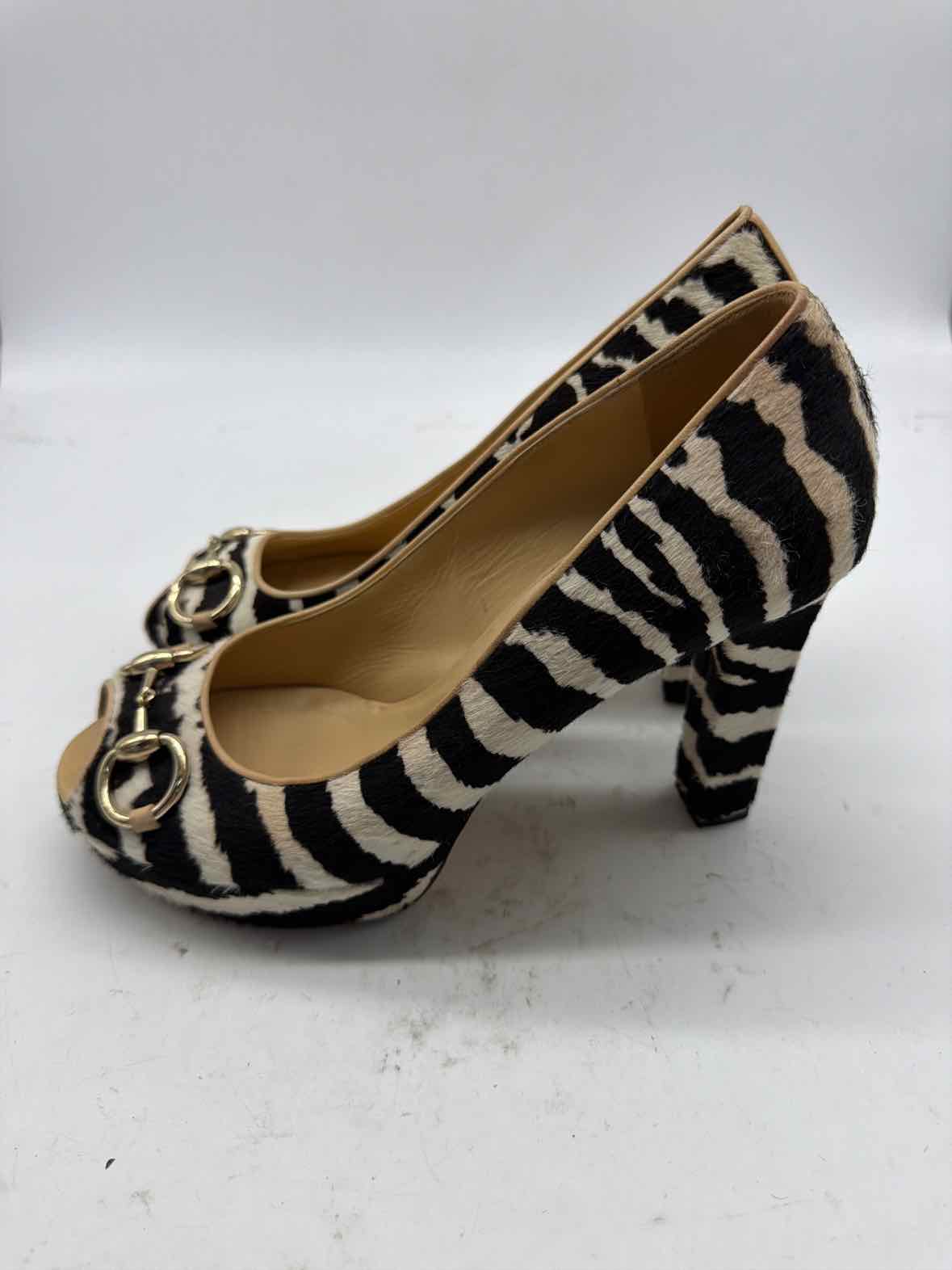 Pre-Owned Prada Grey Size 6.5 Suede Slip On Flats | True Fashionistas.