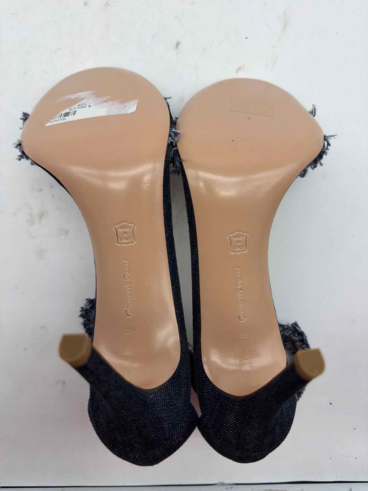 Pre-Owned Gianvito Rossi Blue Size 9 Denim Ankle Strap Heels | True Fashionistas.
