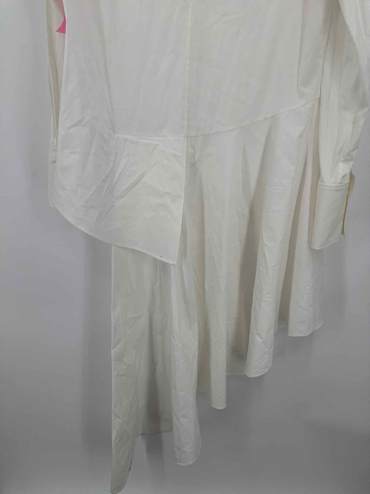 Pre-Owned Oscar de la Renta White Size 10 Button Down | True Fashionistas.