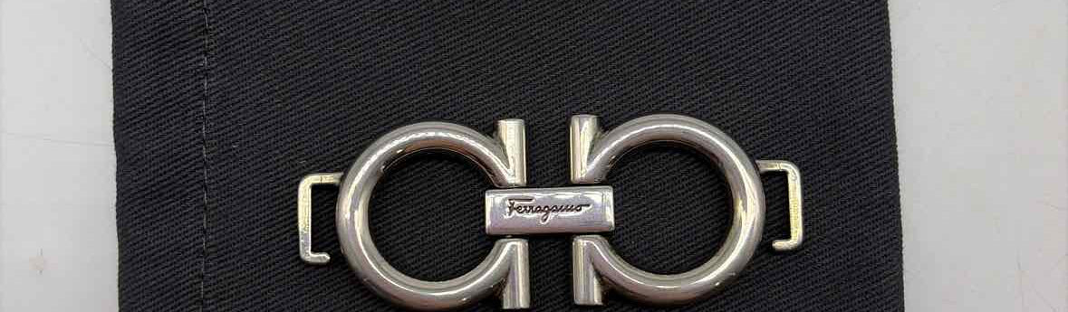Salvatore Ferragamo Silver Belt Buckle | True Fashionistas.