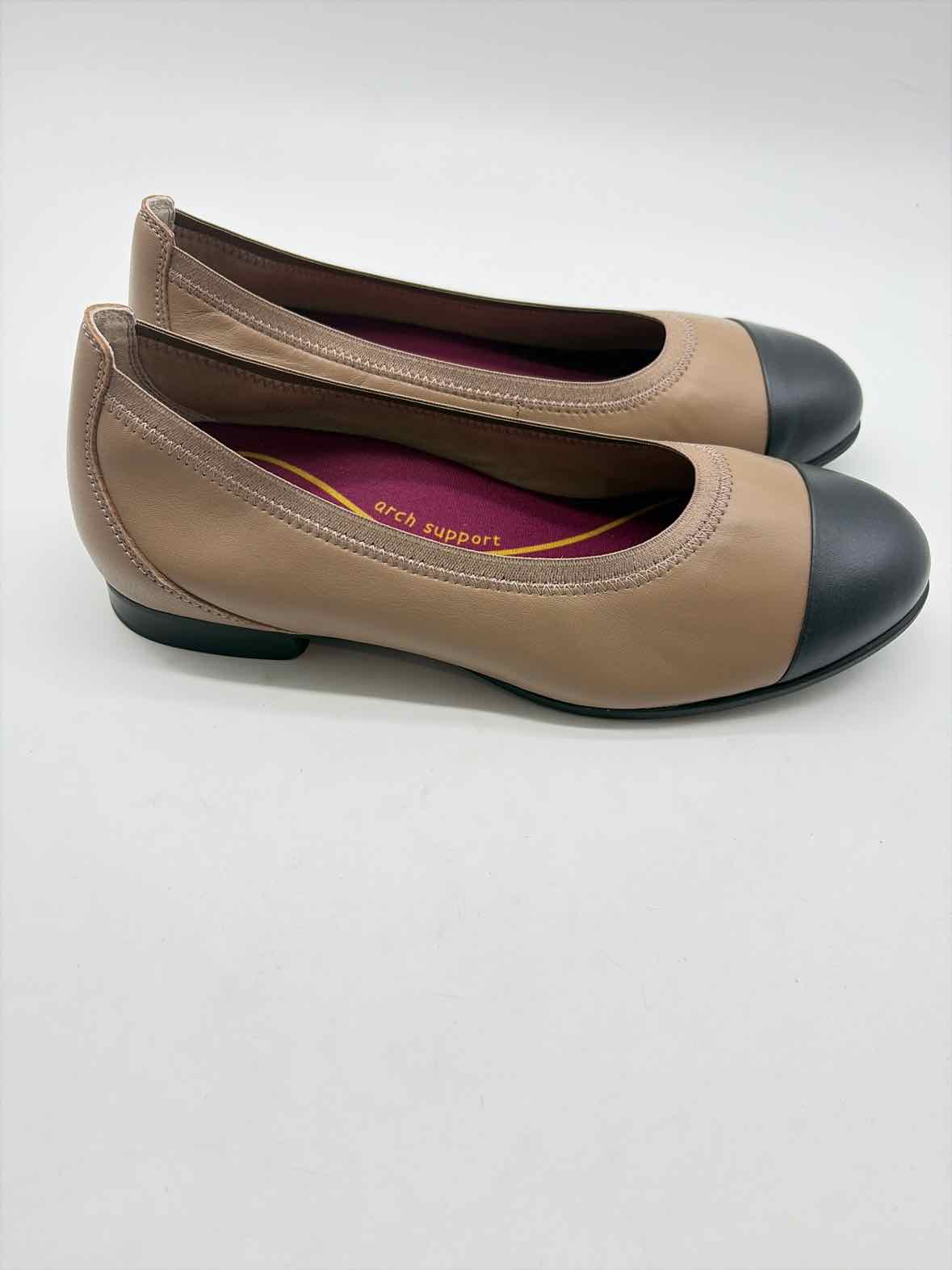 Pre-Owned Munro Brown Size 8 Ballet Flats | True Fashionistas.