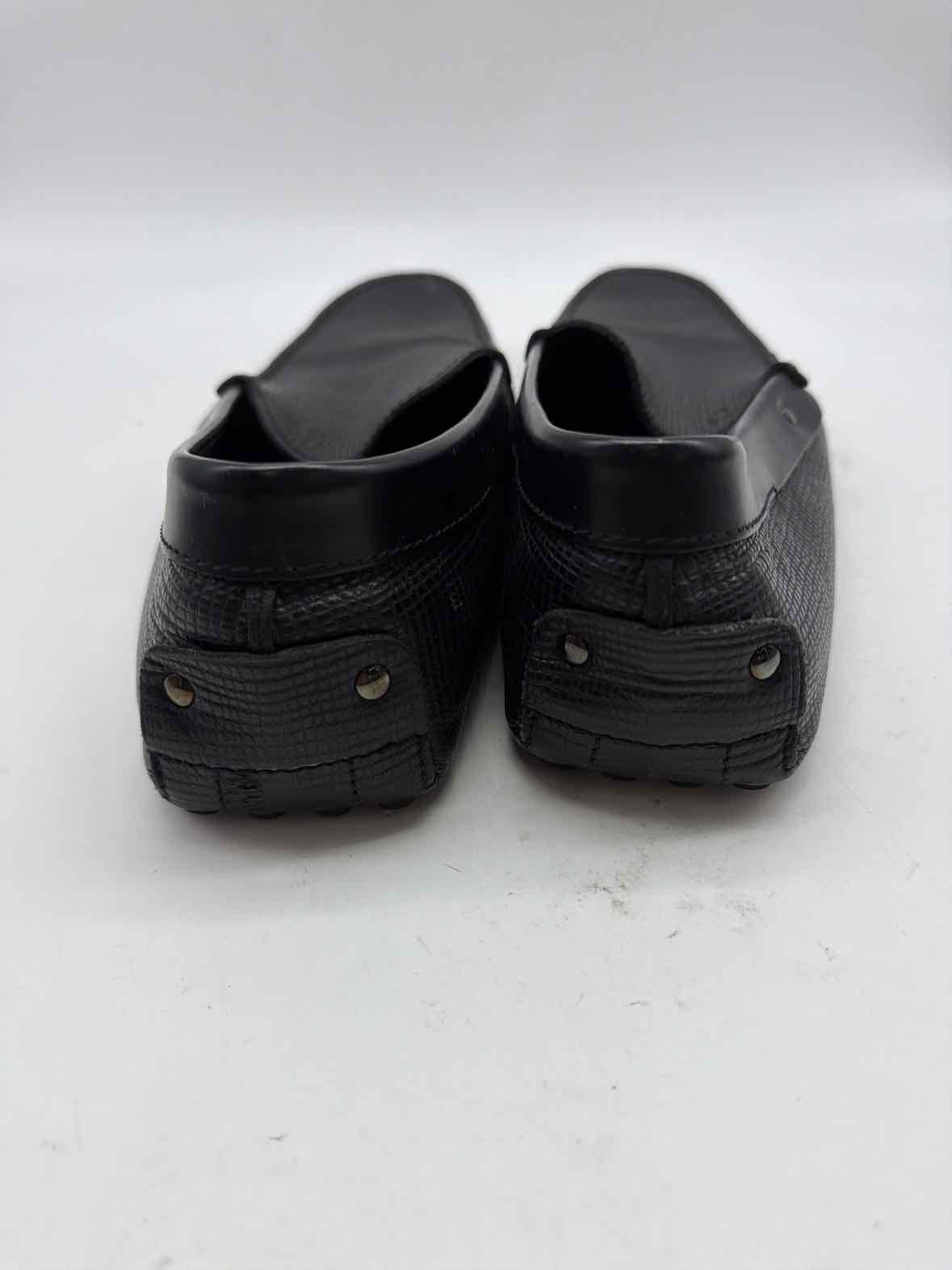 Pre-Owned Tod's Black 8.5 Slip On Men's Dress Shoes | True Fashionistas.