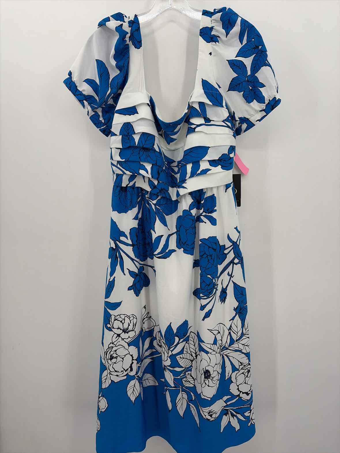 Pre-Owned Adrianna Papell White Size 12 Midi Short Sleeve Dress | True Fashionistas.