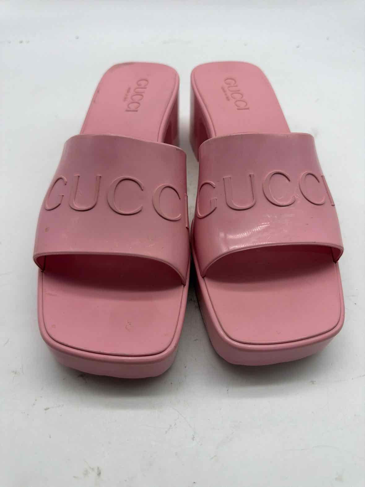 Pre-Owned Gucci Pink Size 6 Jelly Mule Sandals | True Fashionistas.