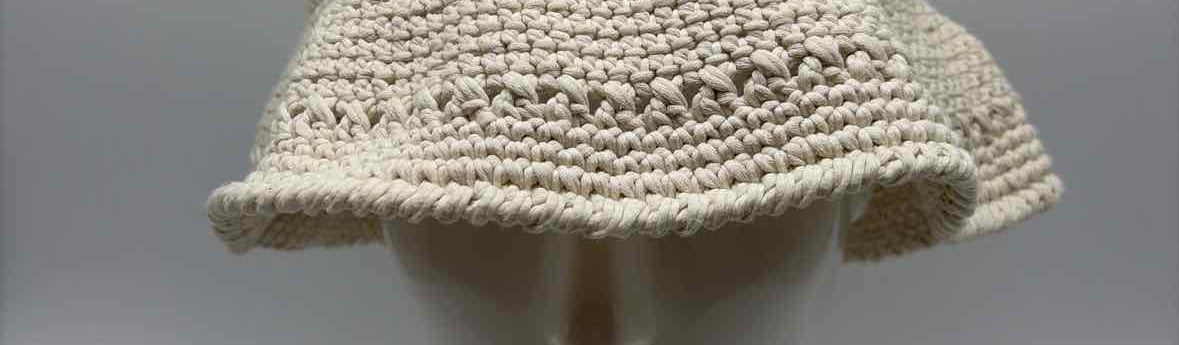 Lululemon Ivory Size M/L Knit Bucket Hats | True Fashionistas.