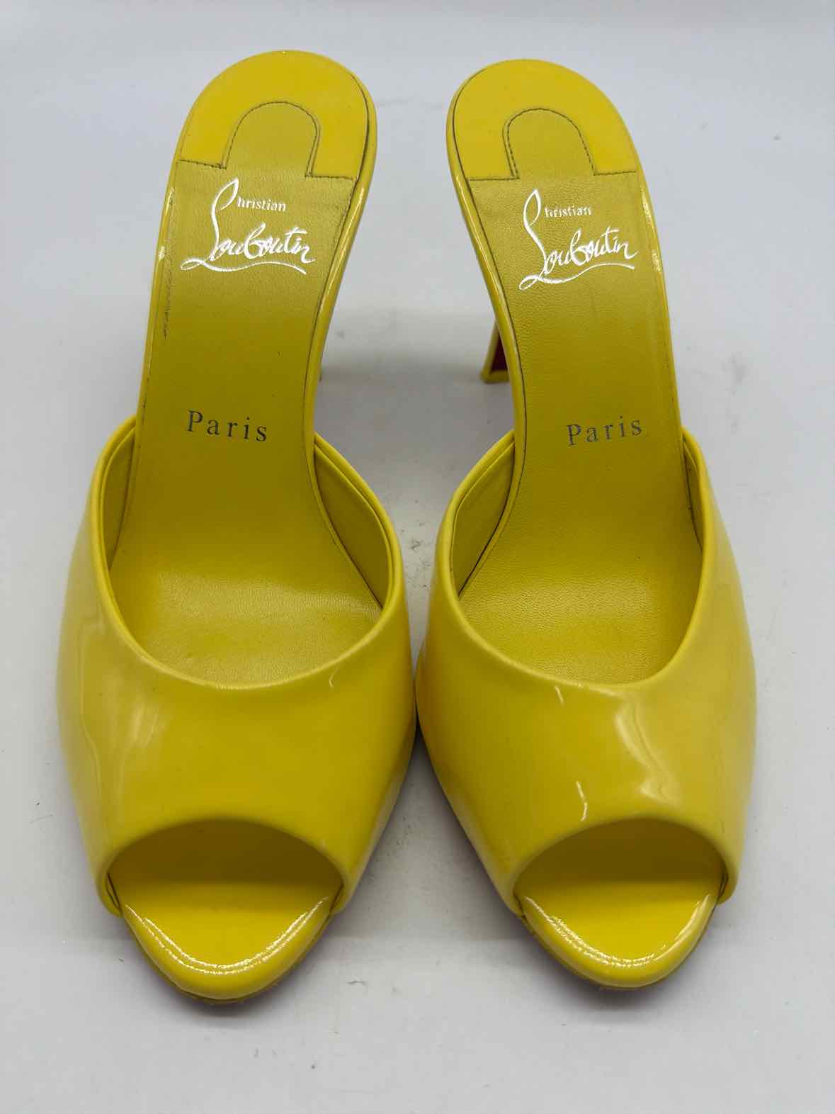 Pre-Owned Christian Louboutin Yellow Size 37 Mule Heels | True Fashionistas.