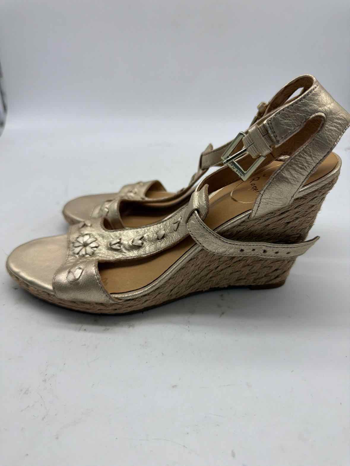Pre-Owned Jack Rogers Gold Size 6.5 Wedge Heels | True Fashionistas.
