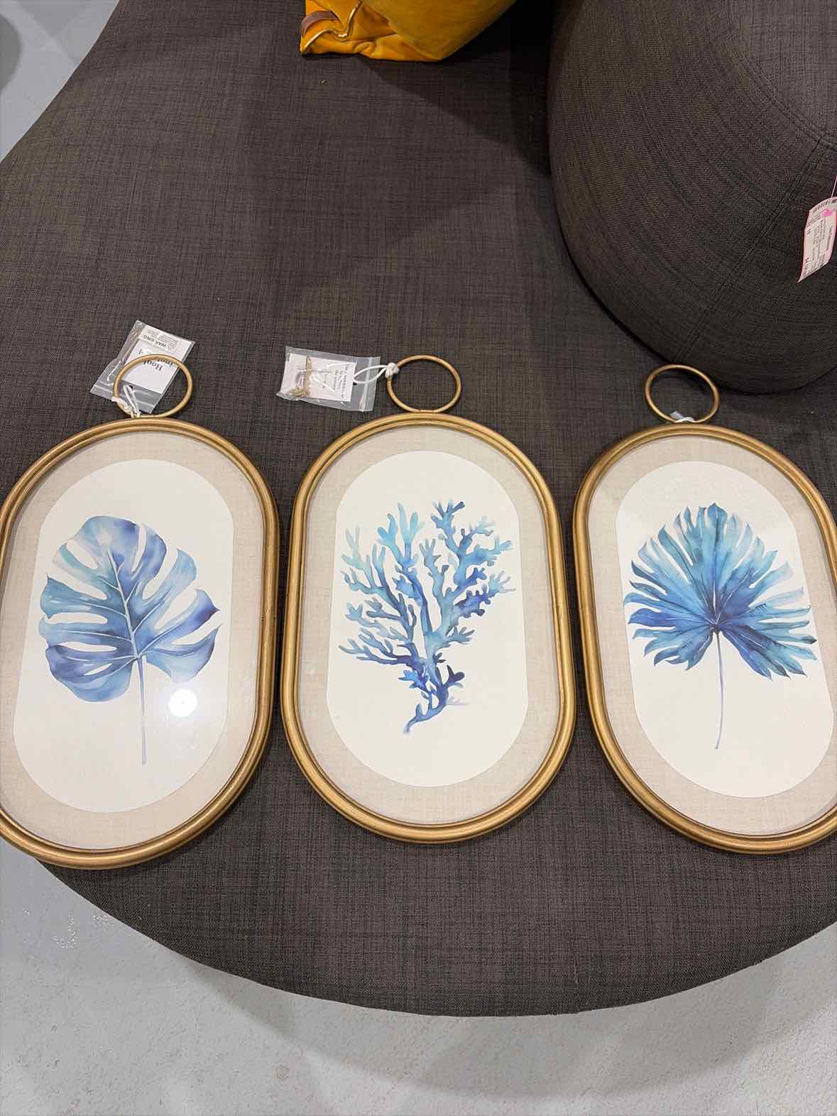 Set 3 Botanical Art | True Fashionistas.