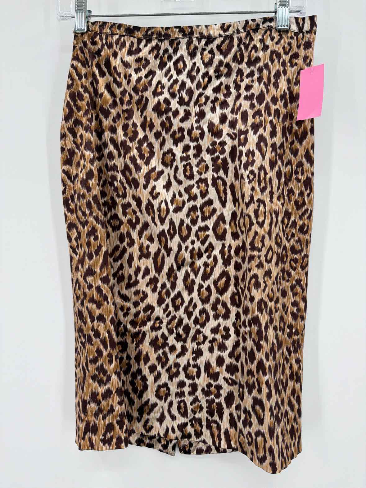 Pre-Owned Dolce & Gabbana Brown Size 42 Leopard Pencil Skirt | True Fashionistas.