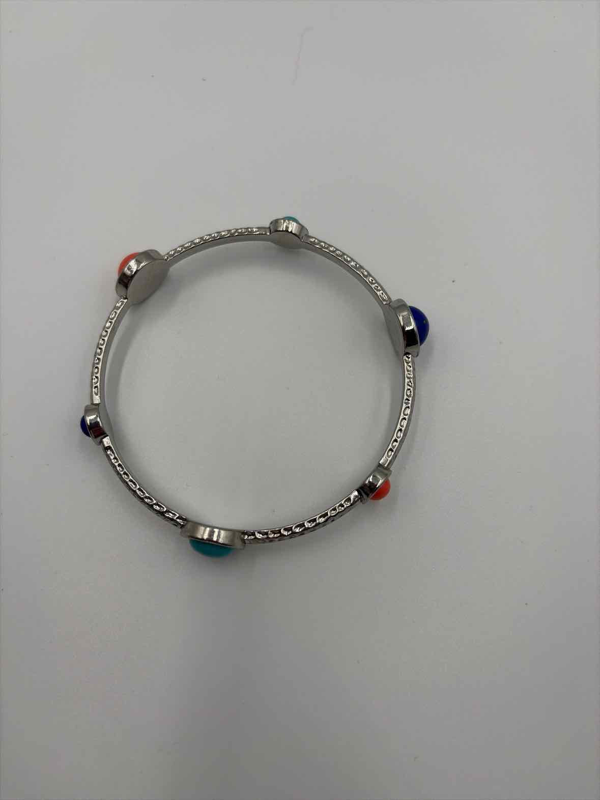Rj Graziano Silver Bangle Bracelet | True Fashionistas.