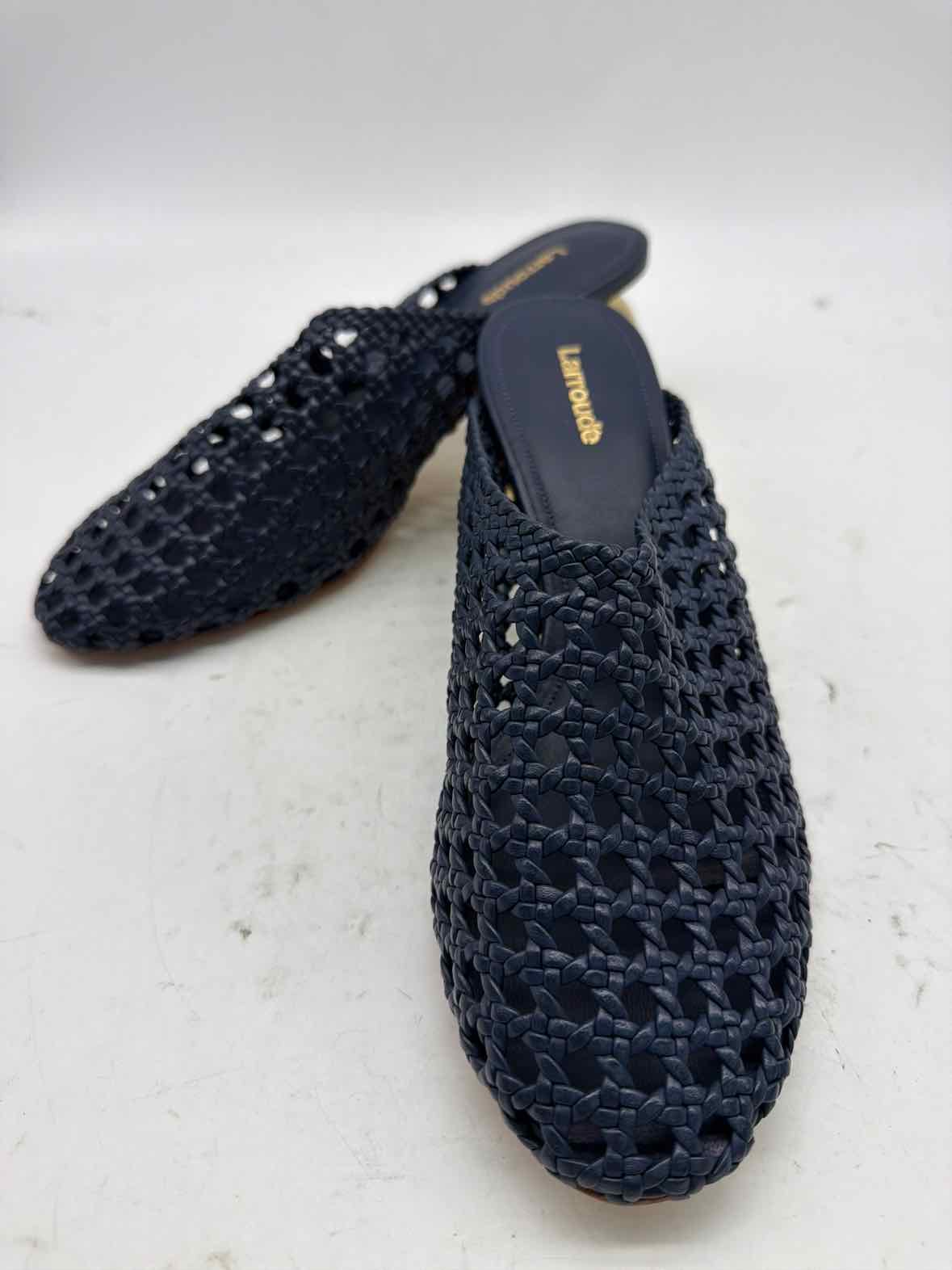 Pre-Owned Larroude Navy Size 9 Mule Heels | True Fashionistas.