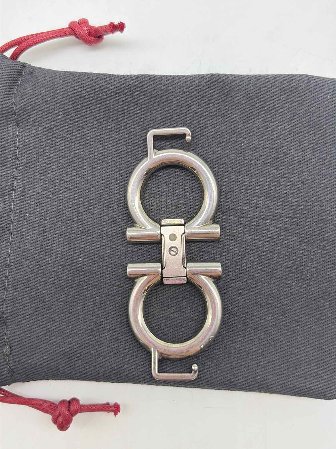 Salvatore Ferragamo Silver Belt Buckle | True Fashionistas.