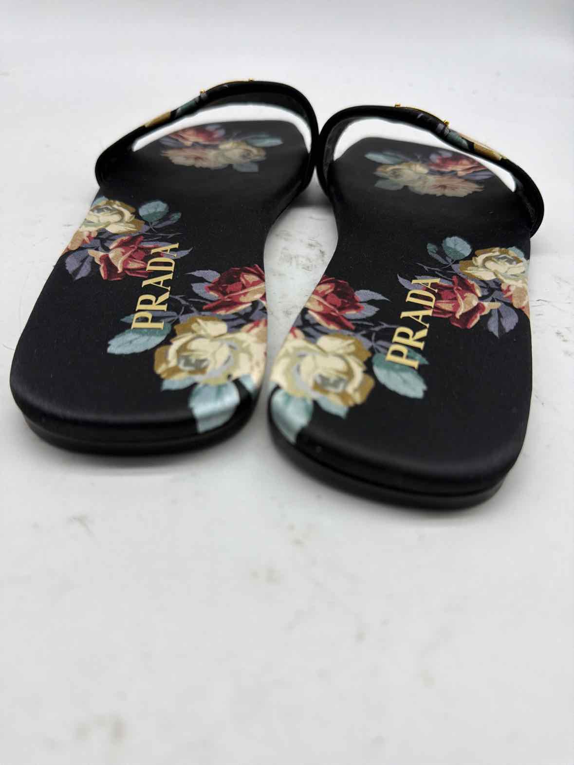 Pre-Owned Prada Black Size 7 Mule Sandals | True Fashionistas.